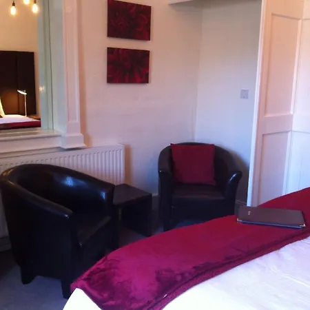Guest house Bongate House 3*