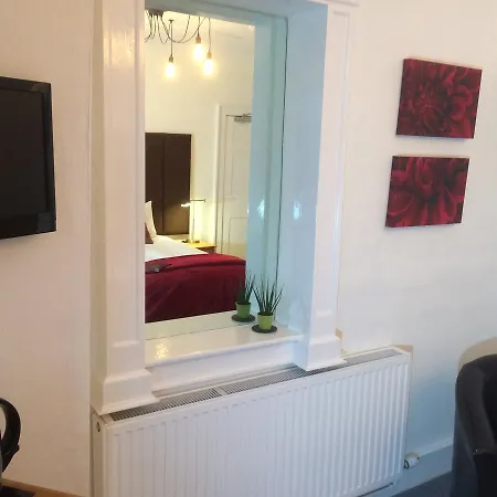 Bongate House 3*